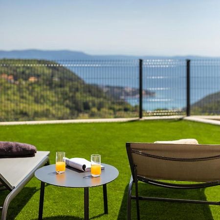 Royal Hilltop Residence Labin  Bagian luar foto