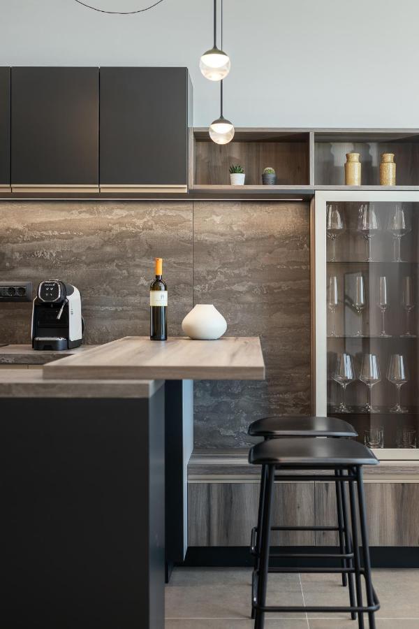 Royal Hilltop Residence Labin  Bagian luar foto