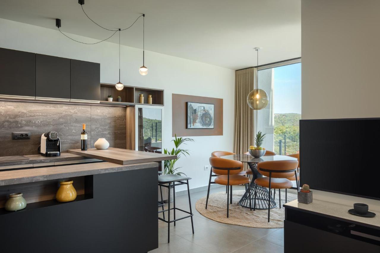Royal Hilltop Residence Labin  Bagian luar foto