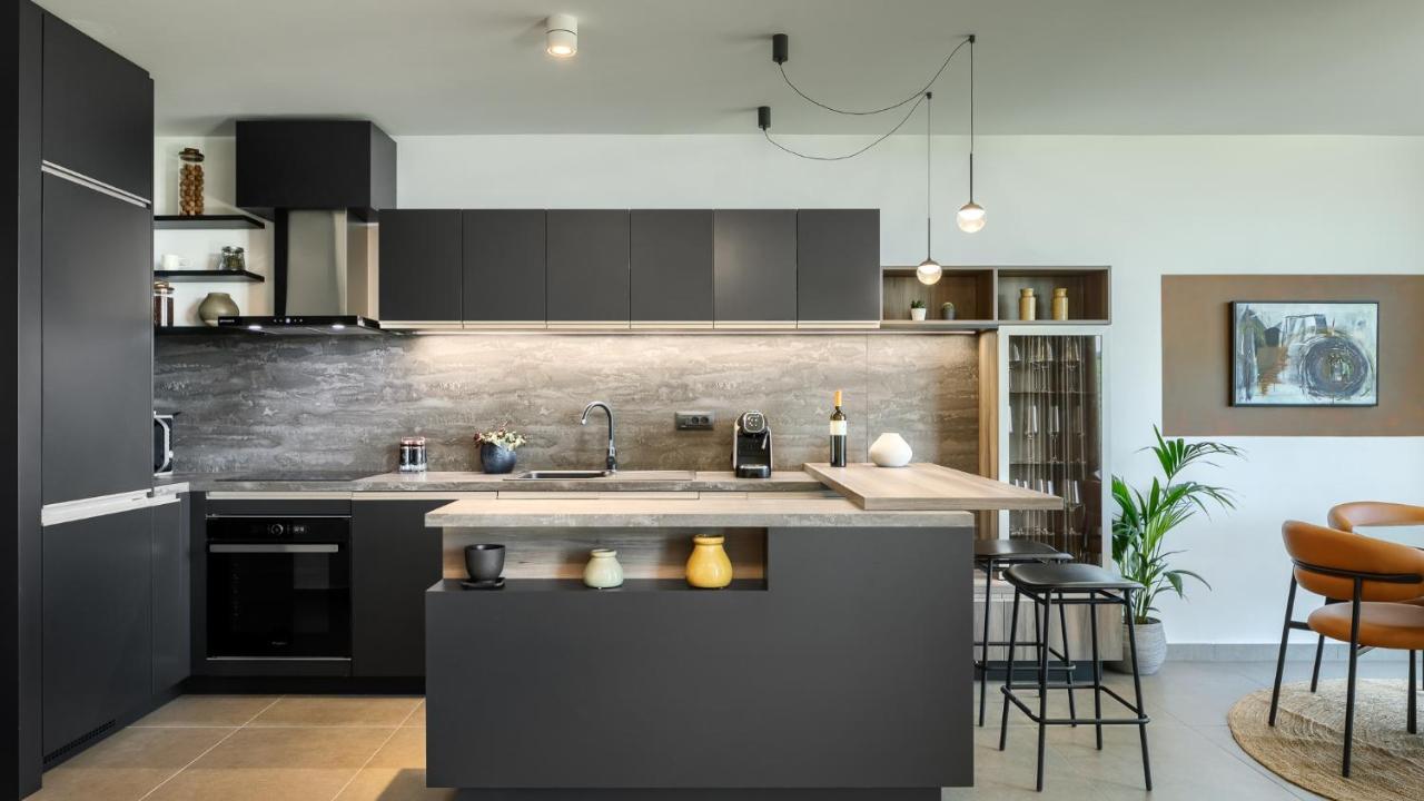 Royal Hilltop Residence Labin  Bagian luar foto
